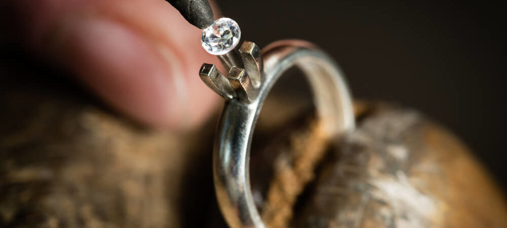 10 Tips to Buy Custom-made Engagement Rings Shira Diamonds