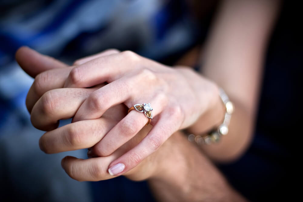 Engagement Ring Couple - Shira Diamonds